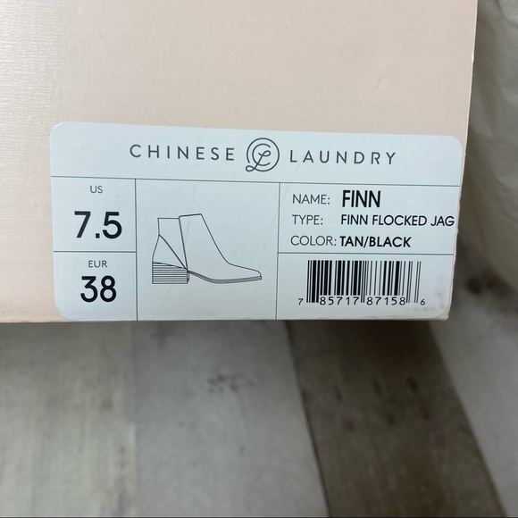 NWB Chinese Laundry Leopard Finn Booties Size 7.5 - Picture 12 of 12